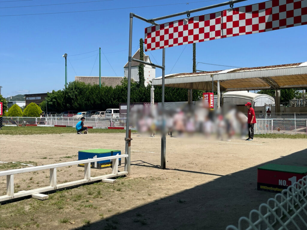 わんわん動物園ドッグレース