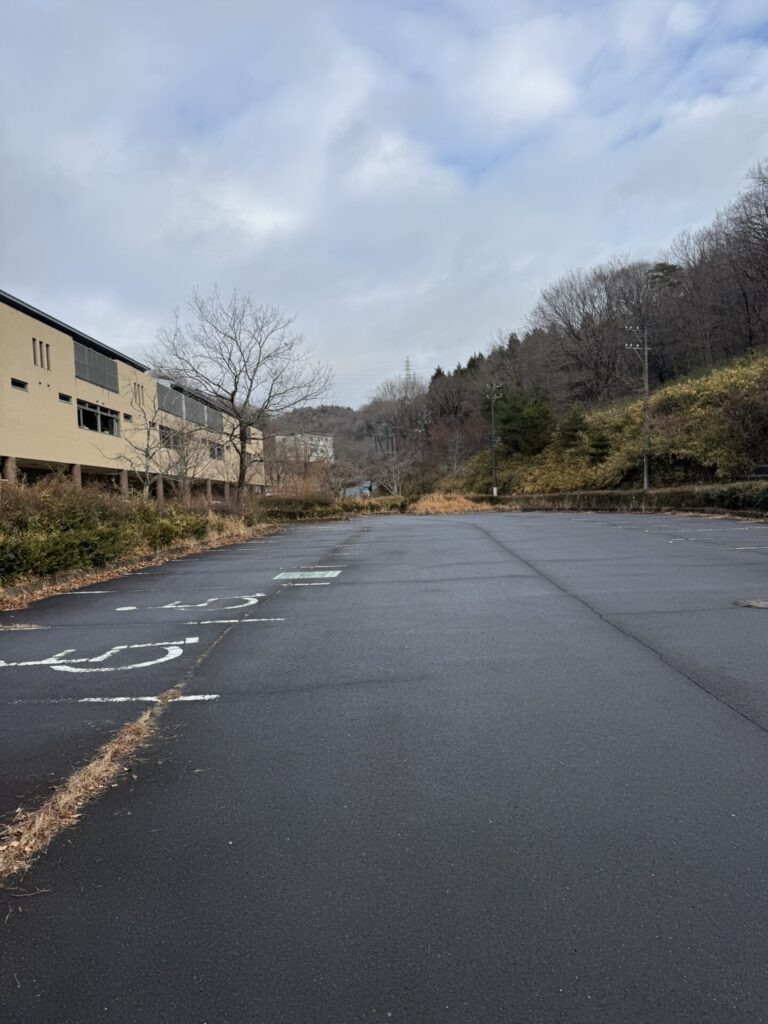 岐阜サイエンスワールド駐車場